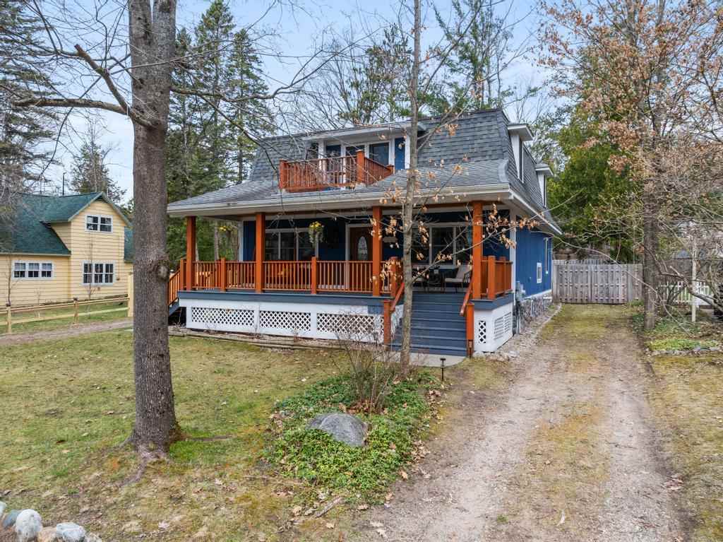 2027 North Shore Drive