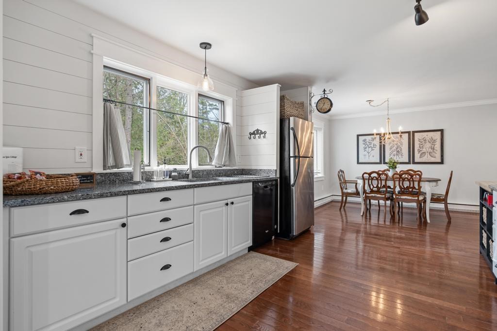 2027 North Shore Drive