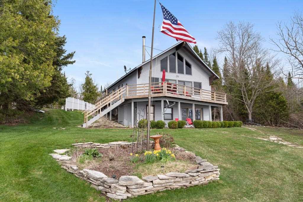 1397 Mountain Road