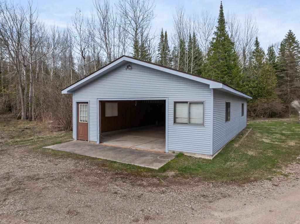 1397 Mountain Road