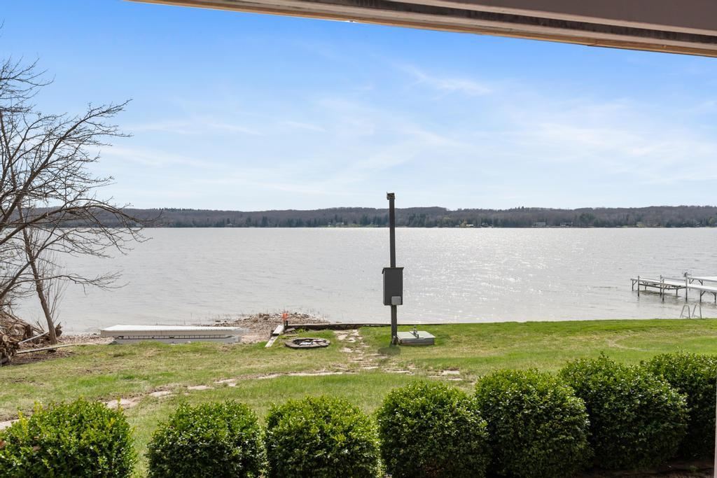 1397 Mountain Road