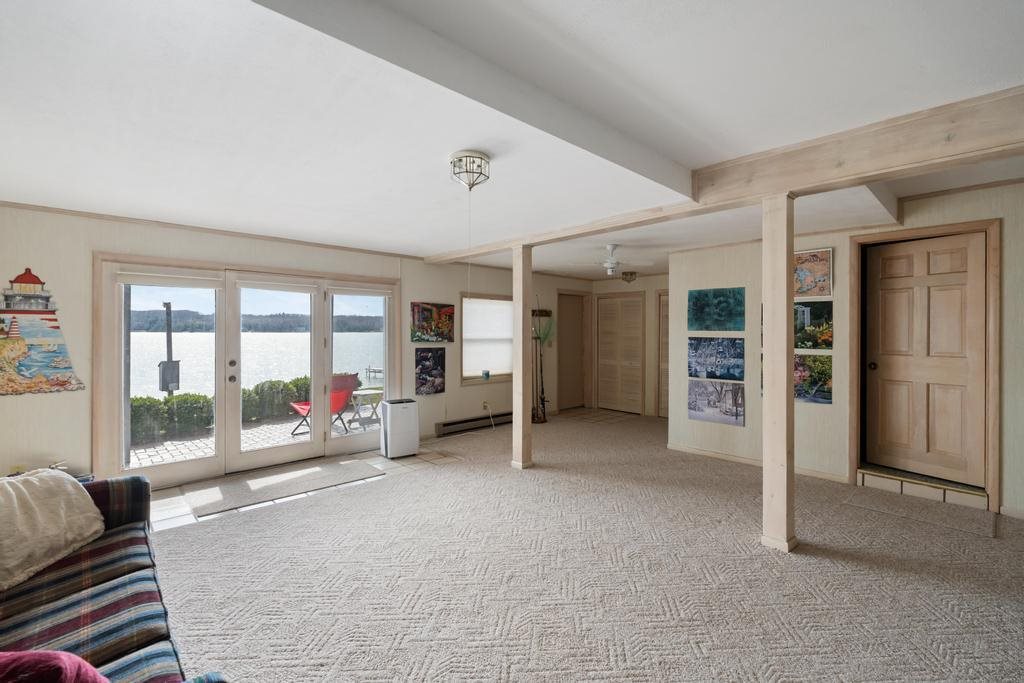 1397 Mountain Road