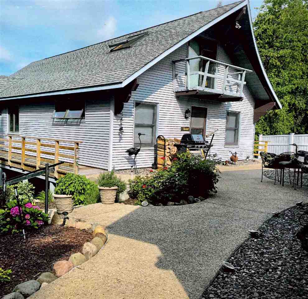 1397 Mountain Road