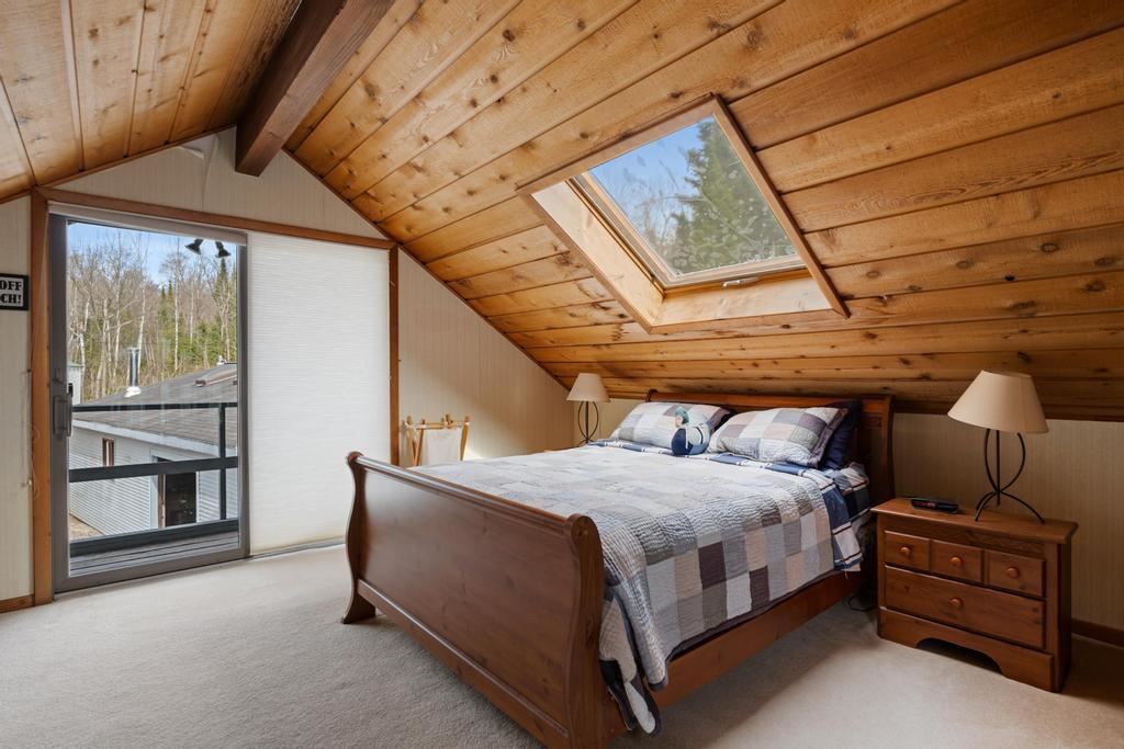 1397 Mountain Road