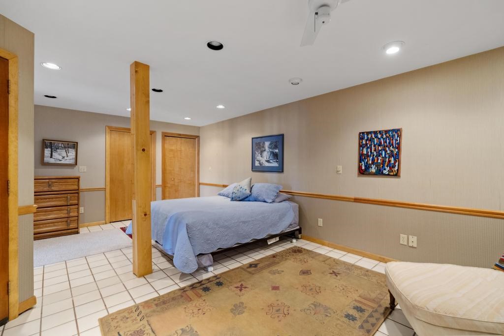 1397 Mountain Road
