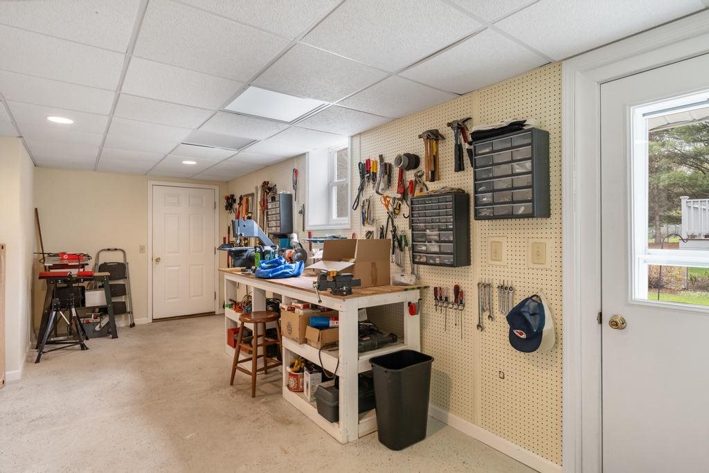 4922 Poplar Lane