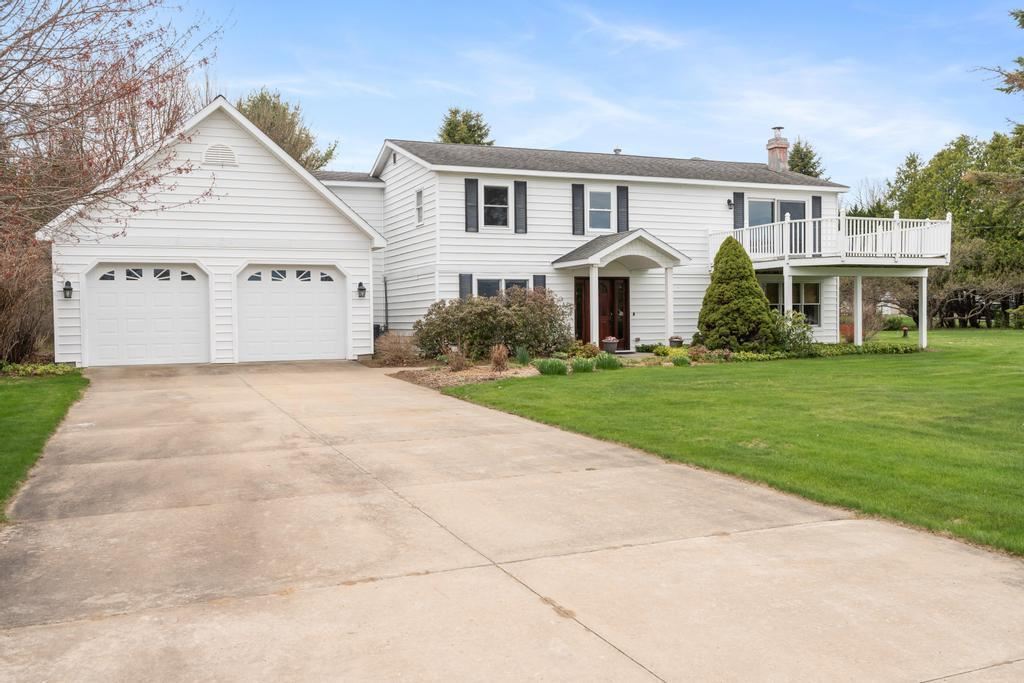 4922 Poplar Lane