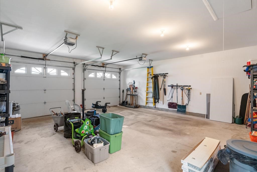 4922 Poplar Lane