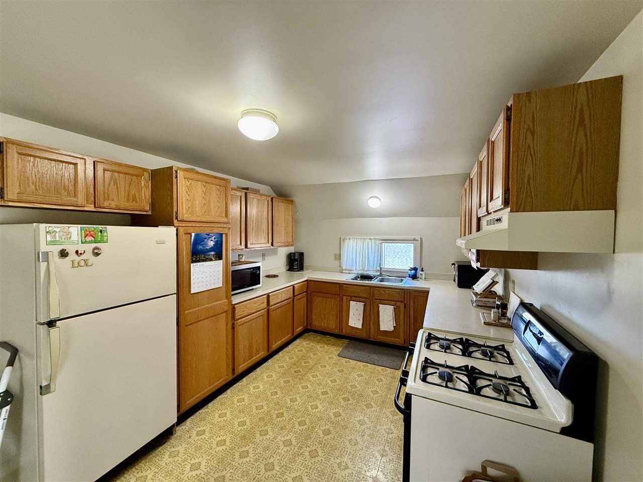 106 E Lincoln Street