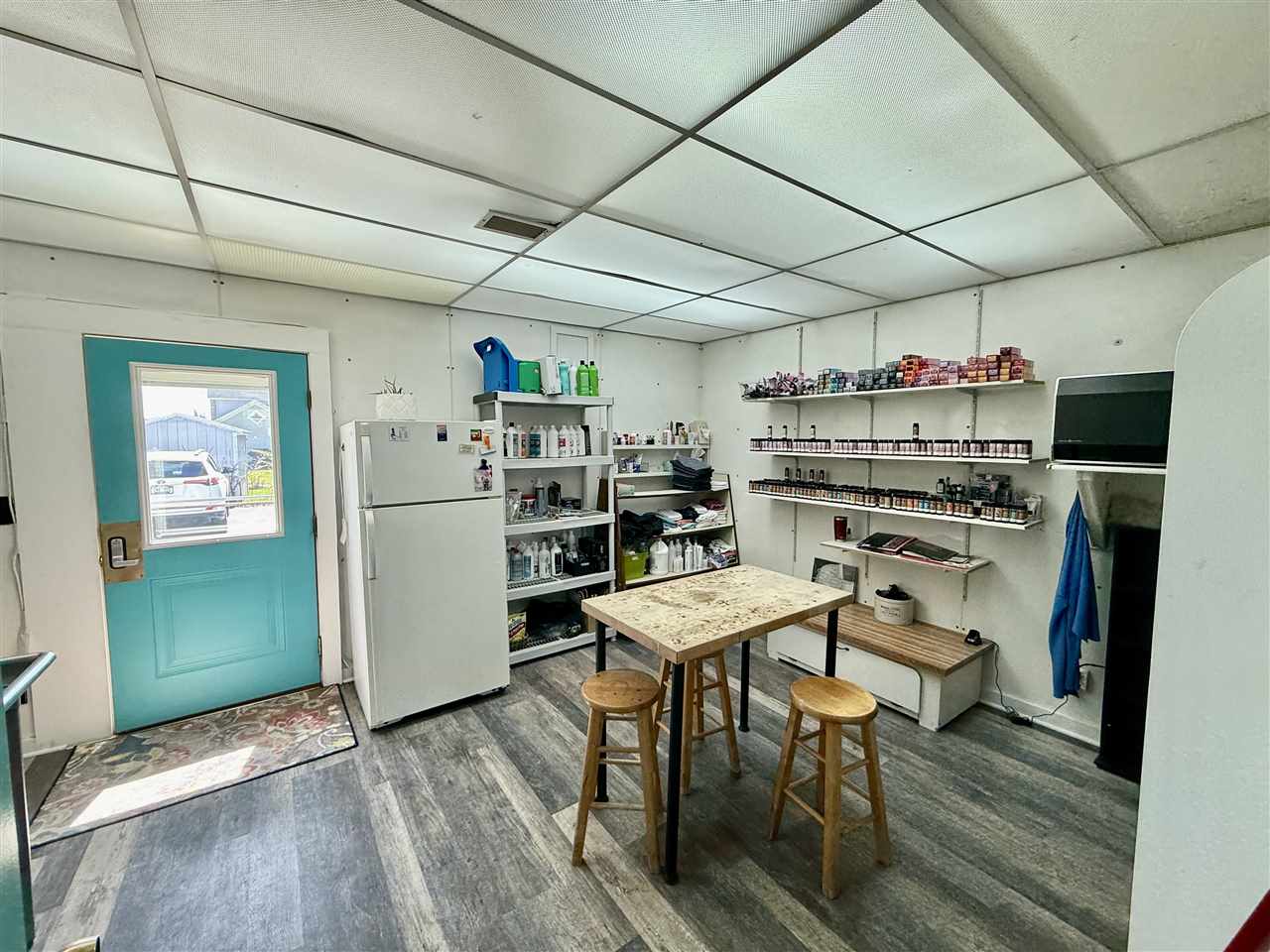 106 E Lincoln Street