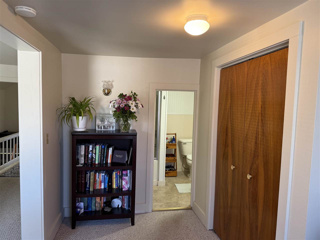 106 E Lincoln Street