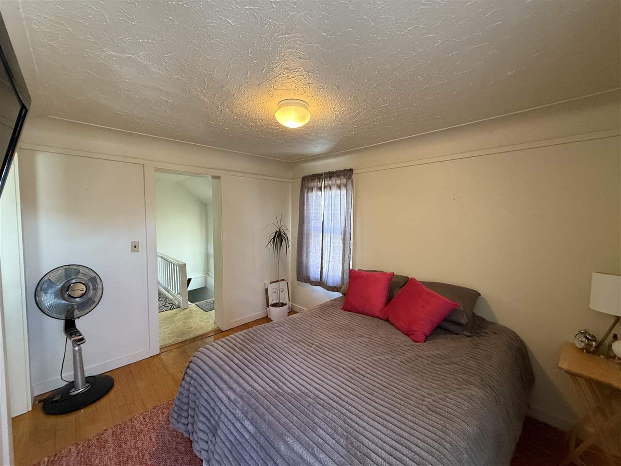 106 E Lincoln Street