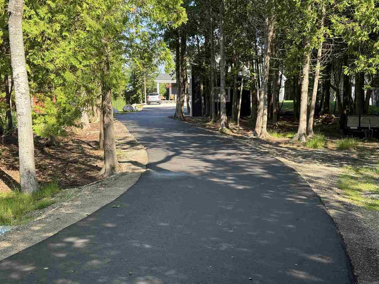 4435 Lake Shore Drive