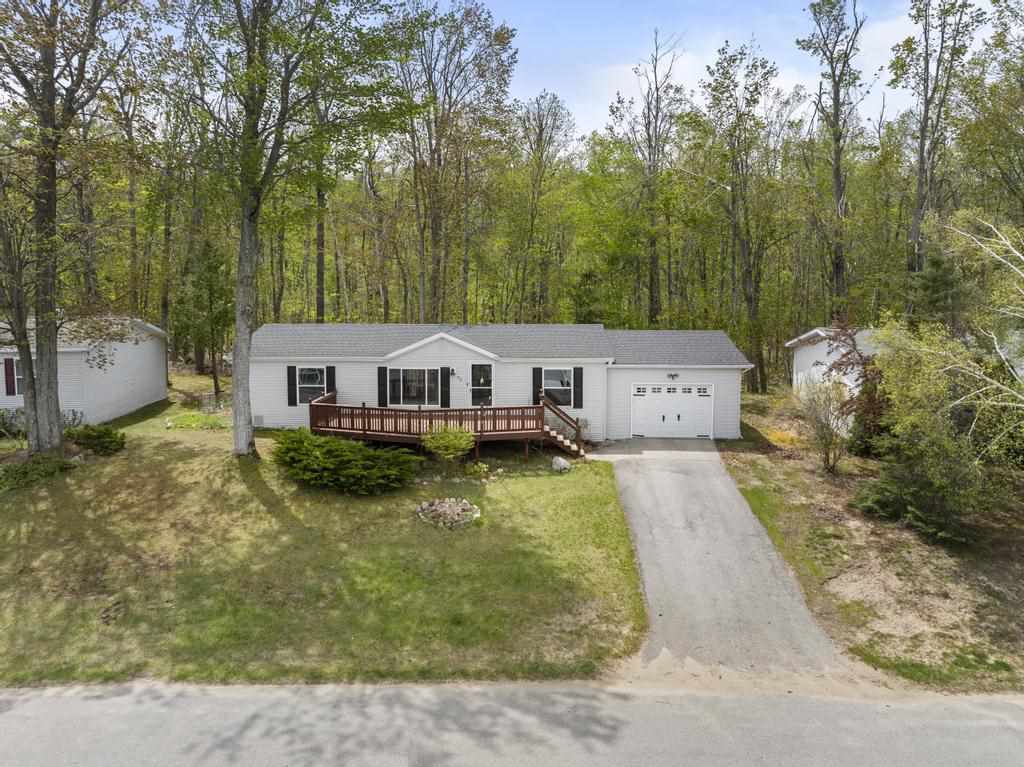 7245-83 Upper Kelsey Drive