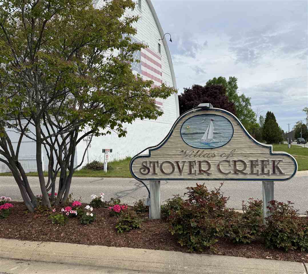 13435 Creekside Lane