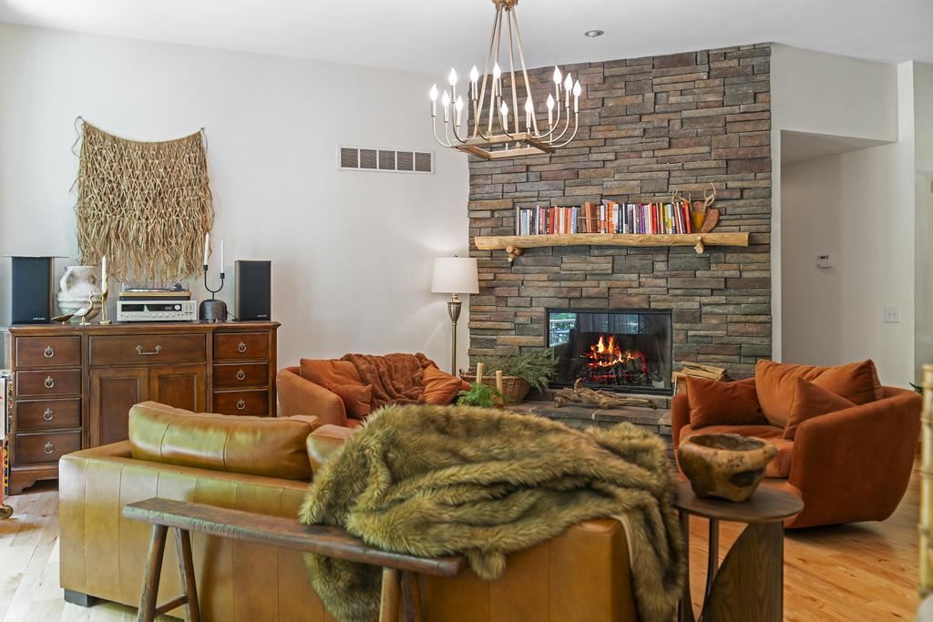 1367 Zink Road