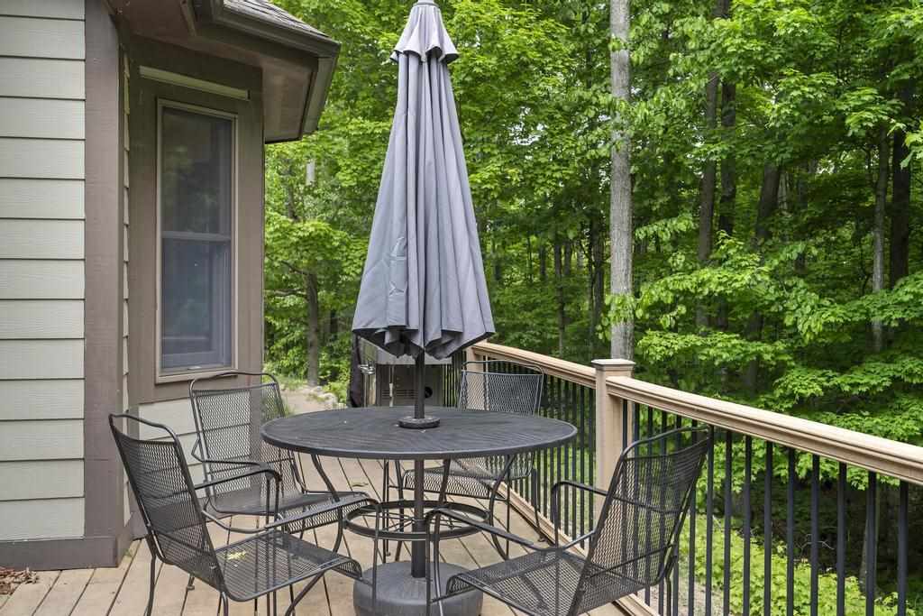 1367 Zink Road