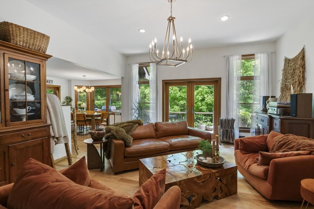 1367 Zink Road