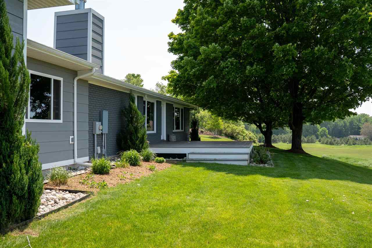 8512 Dutchman Bay Road