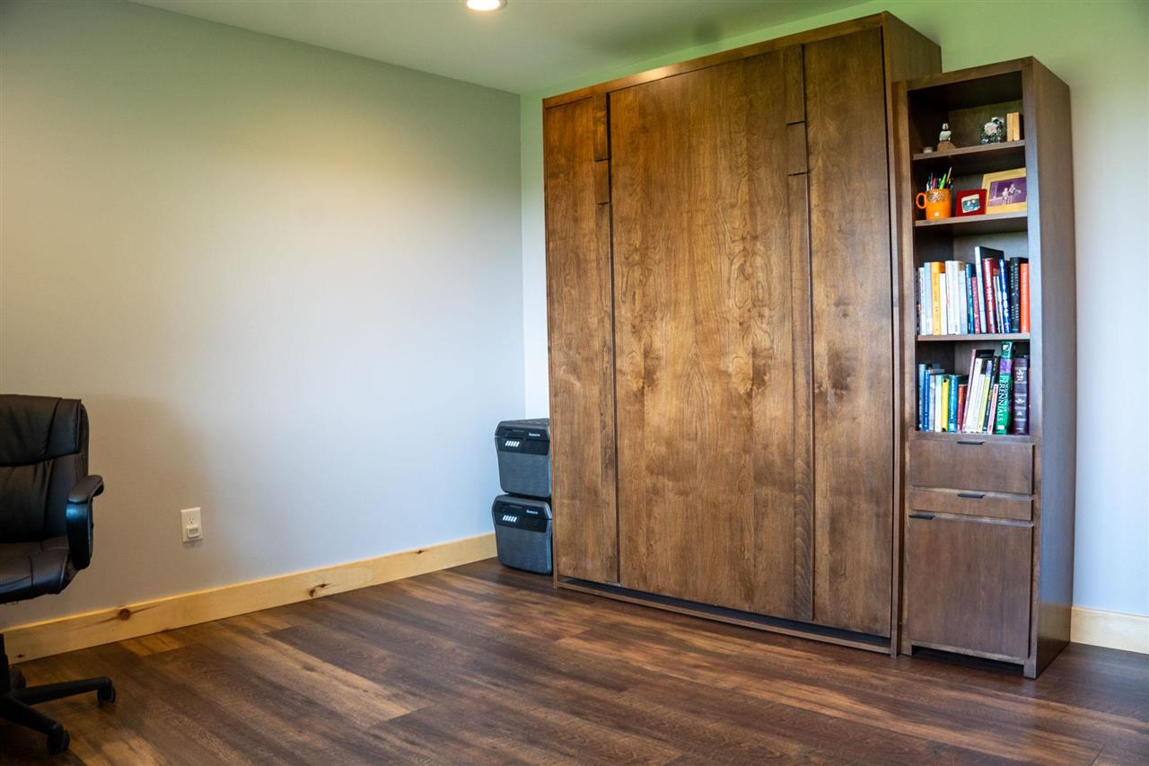 8512 Dutchman Bay Road