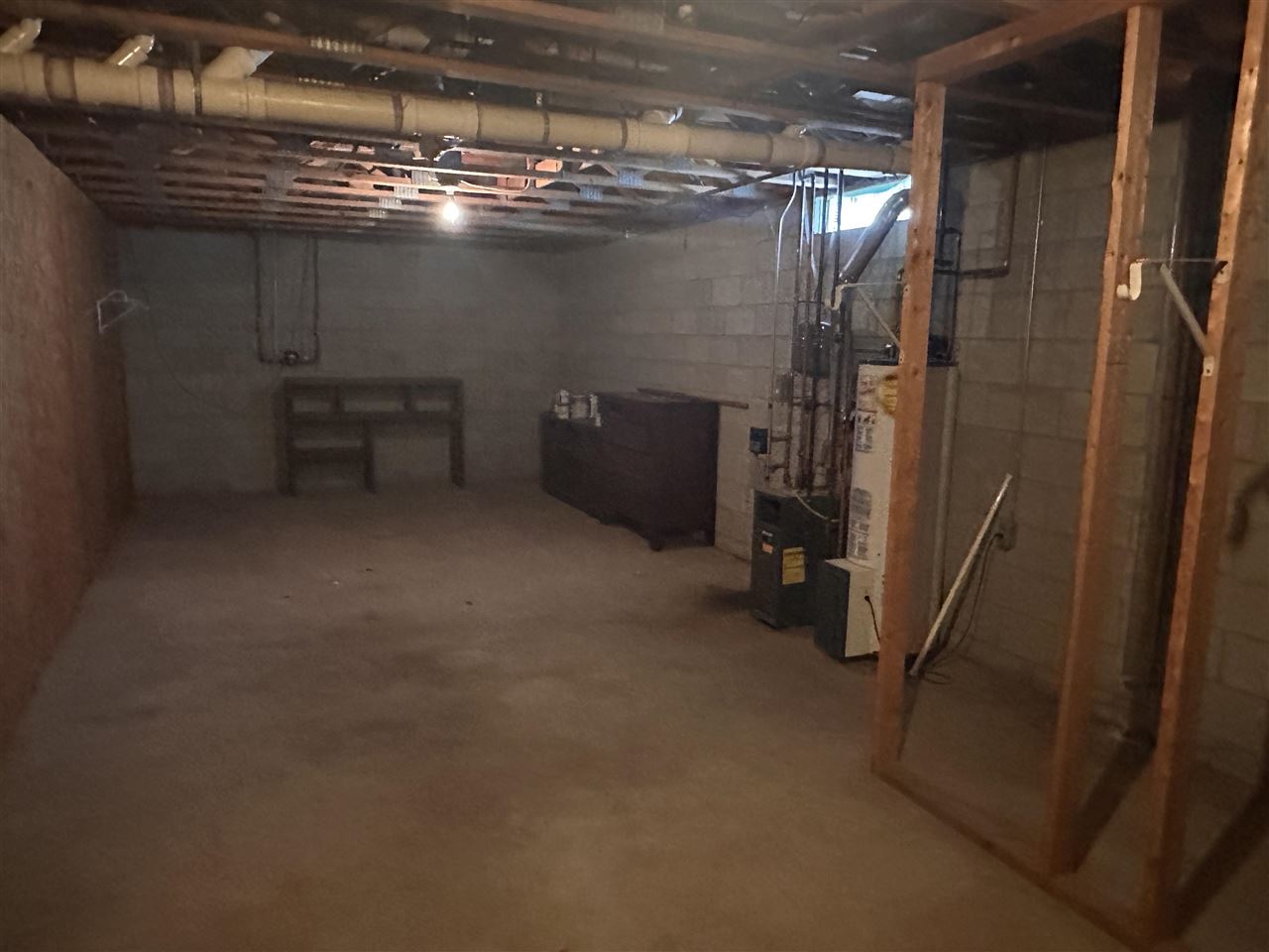 673 Pine Pointe Drive Unit: 6