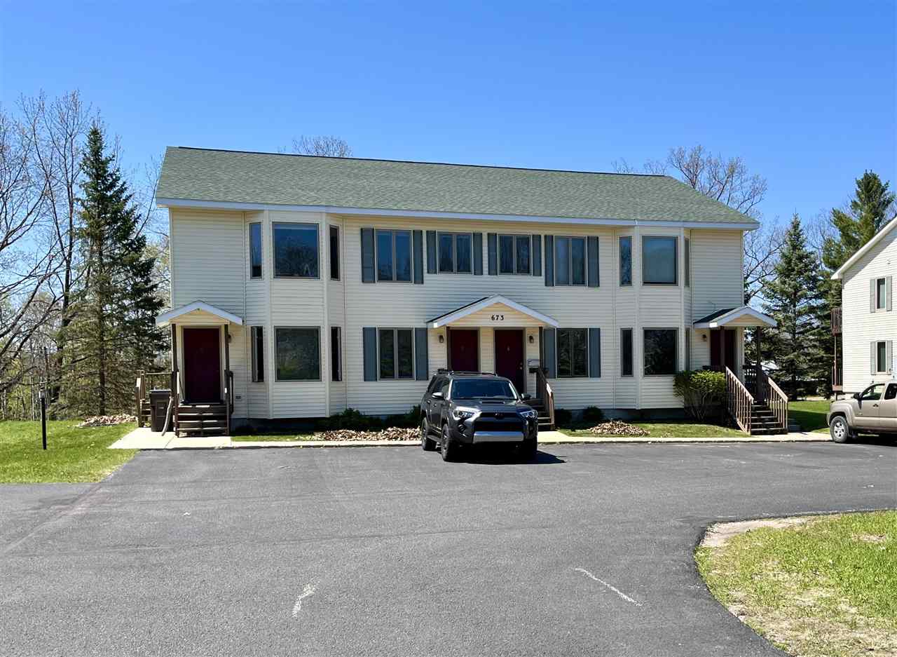 673 Pine Pointe Drive Unit: 6
