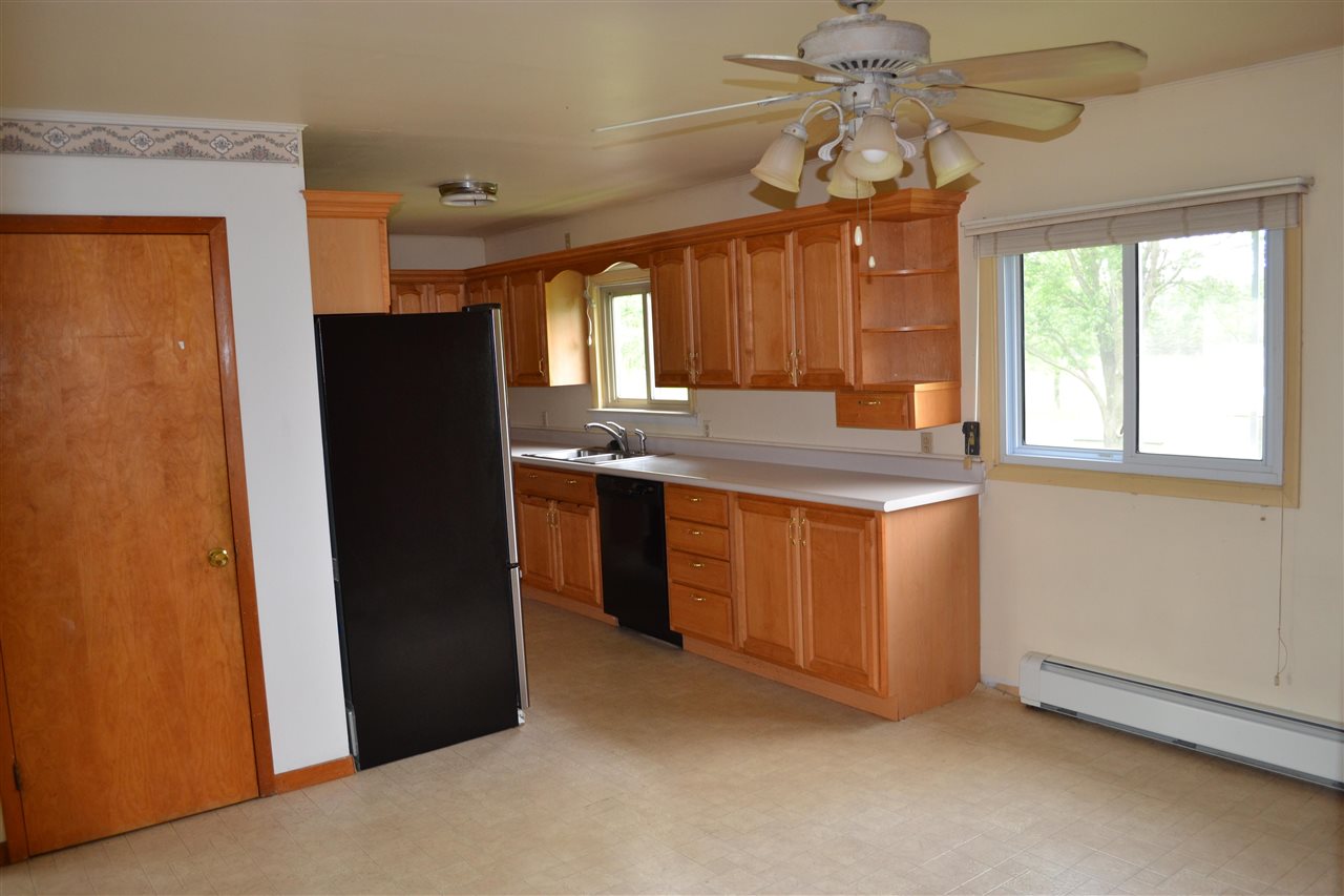 5289 S US 131