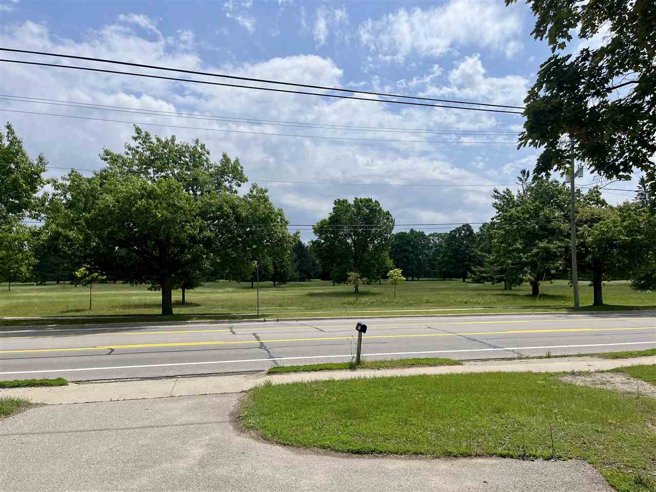 747 Petoskey Ave