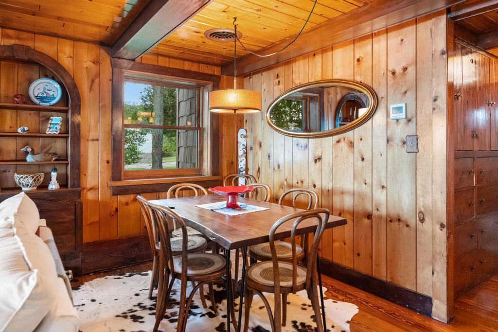 3106 Glenwood Beach Drive