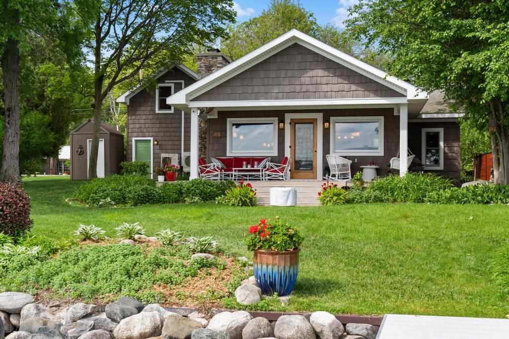 3106 Glenwood Beach Drive