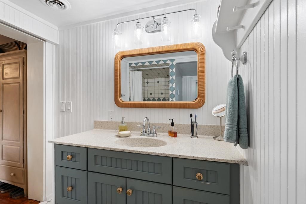 3106 Glenwood Beach Drive