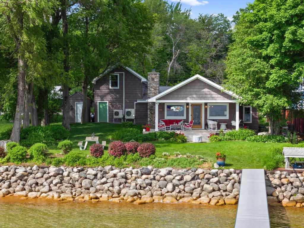 3106 Glenwood Beach Drive