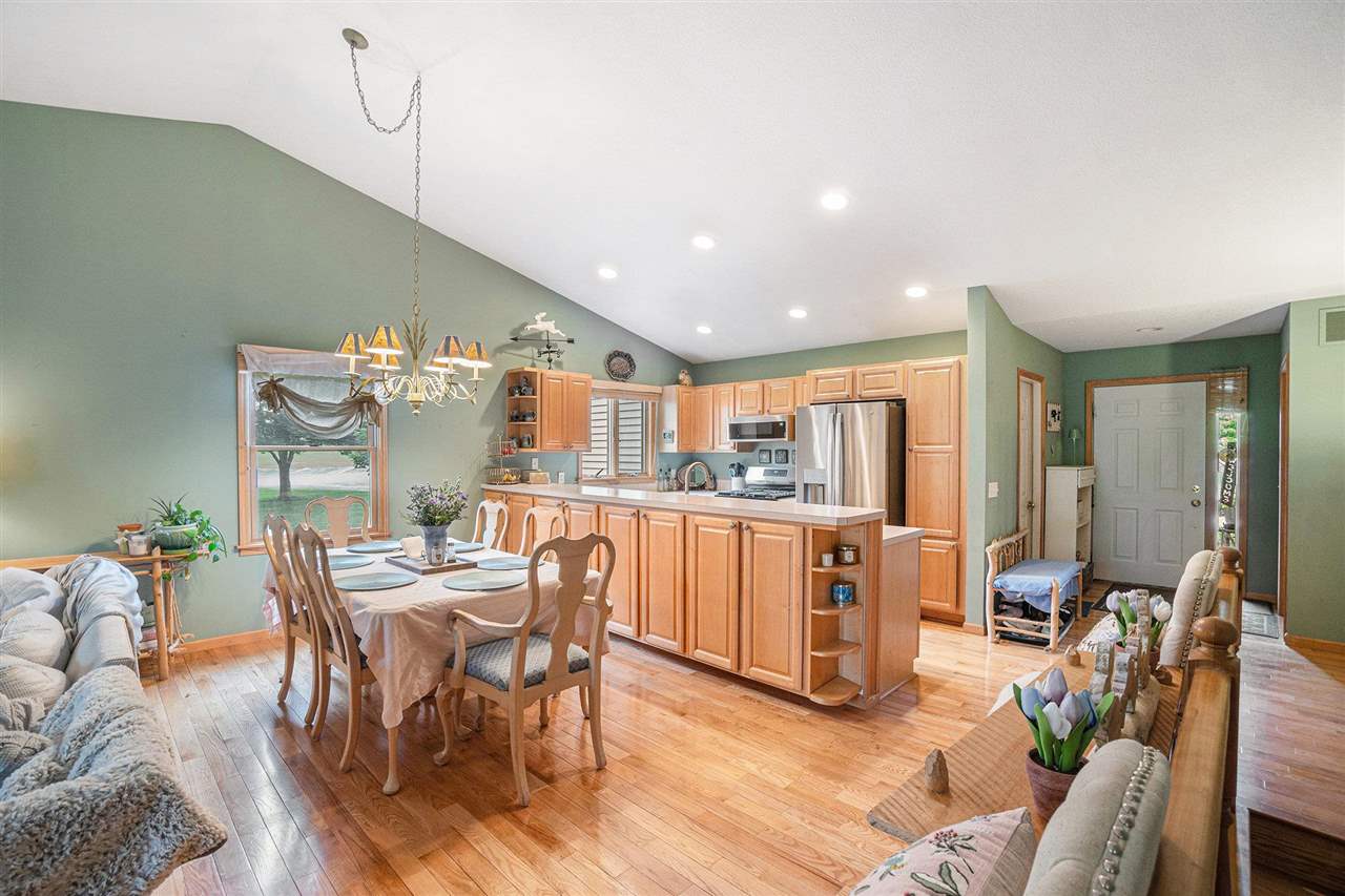 2027 Woods Lane