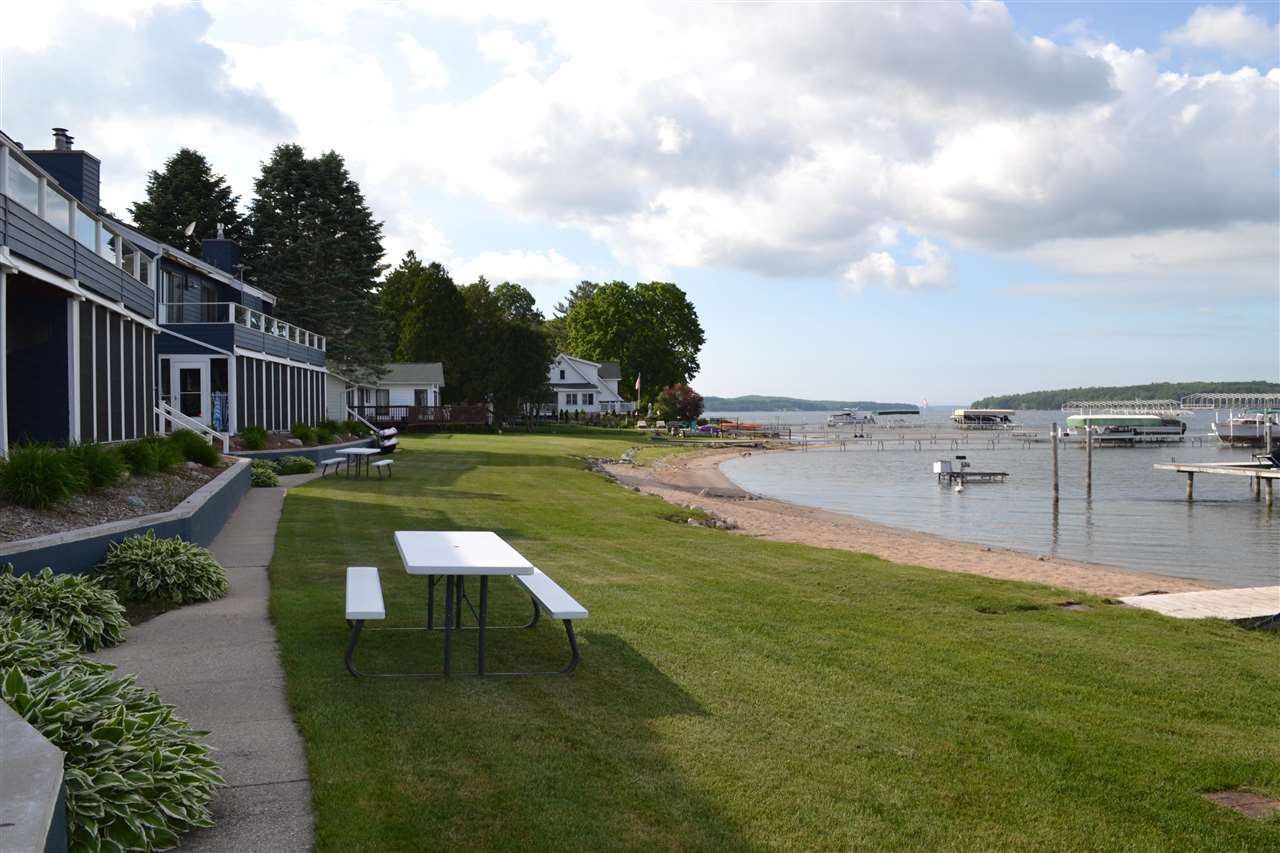 502 Lake Street N Unit: 6