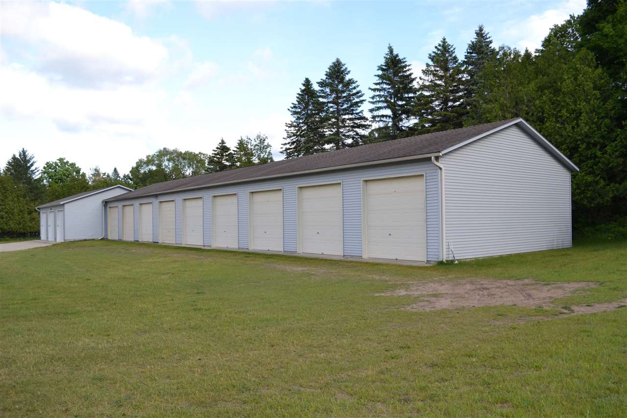 502 Lake Street N Unit: 6