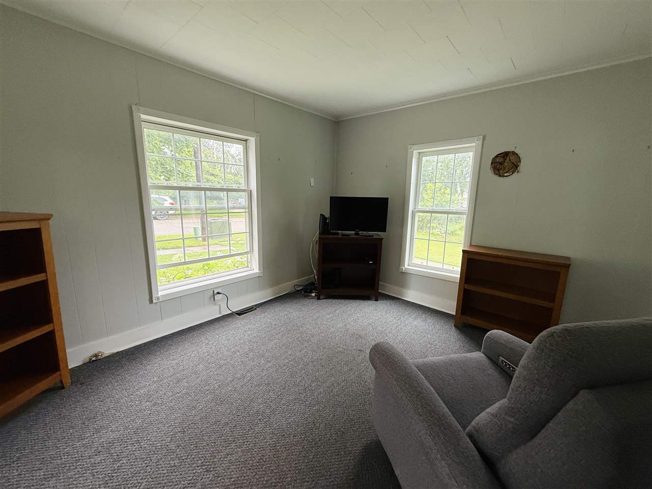 1028 Jefferson Avenue