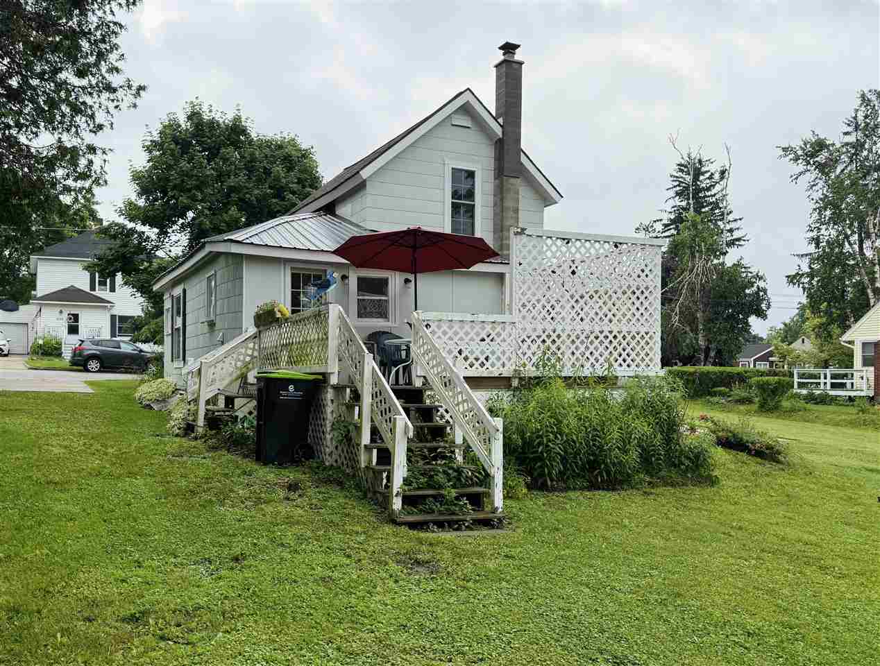 1028 Jefferson Avenue