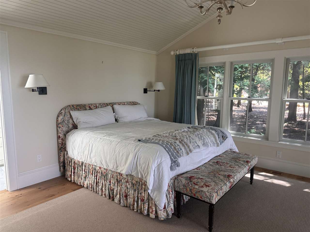 5620 Horton Creek Drive