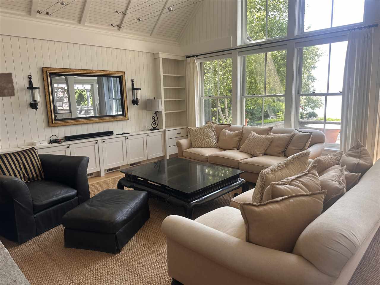 5620 Horton Creek Drive