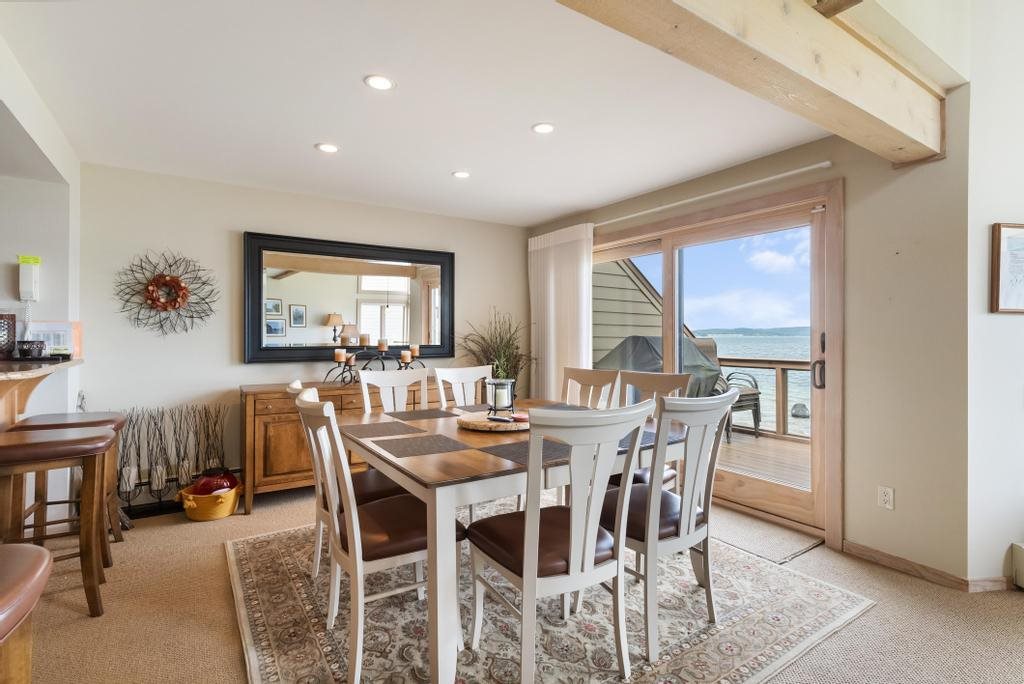 500 Front Street Unit: 22