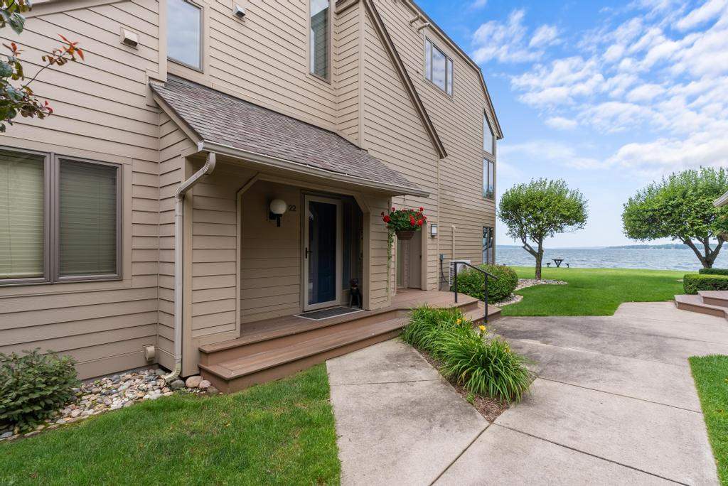 500 Front Street Unit: 22