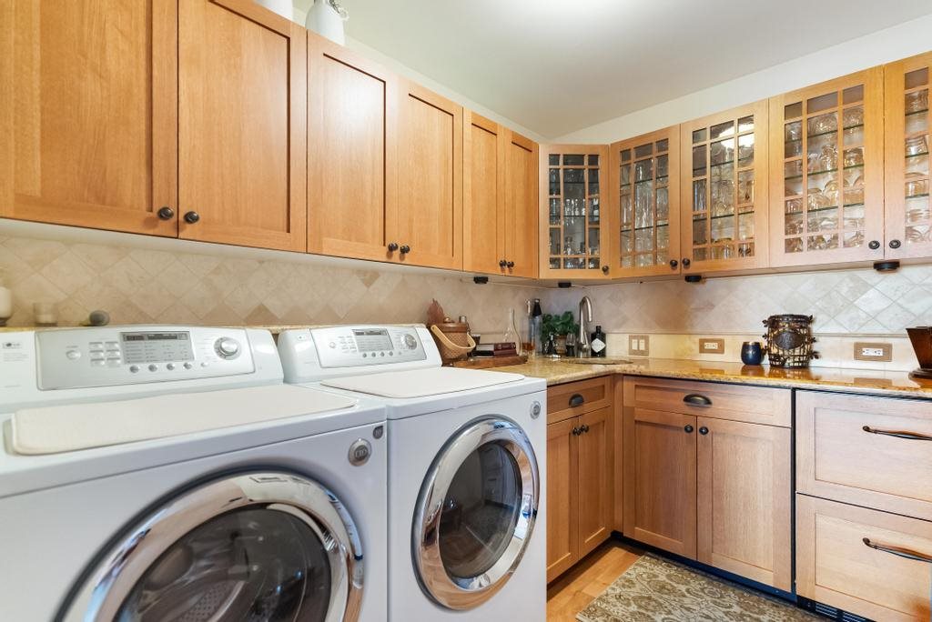500 Front Street Unit: 22