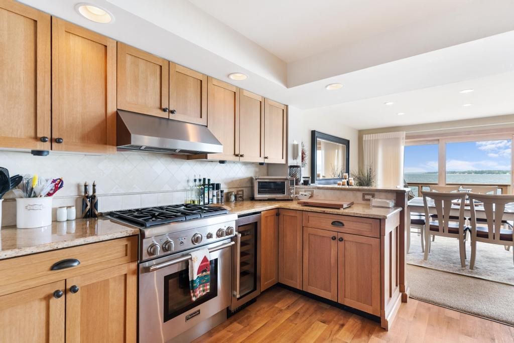 500 Front Street Unit: 22