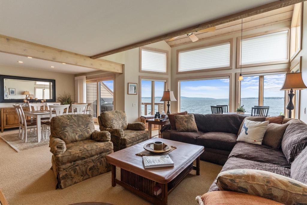 500 Front Street Unit: 22