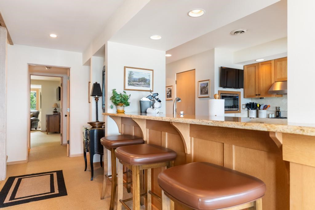 500 Front Street Unit: 22