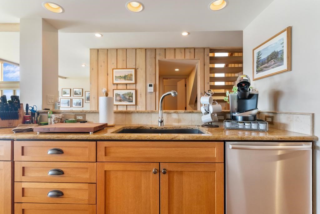 500 Front Street Unit: 22