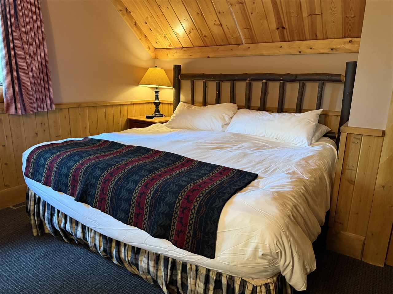 1151 Cabin Drive Unit: Unit #825 "B" / Door #825