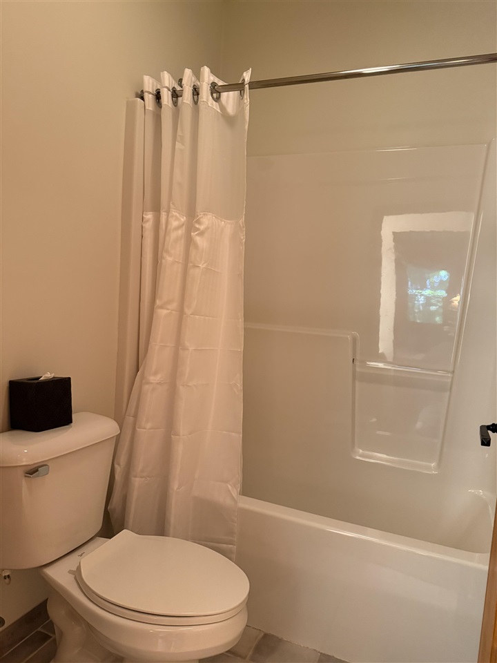 1151 Cabin Drive Unit: Unit #825 "B" / Door #825