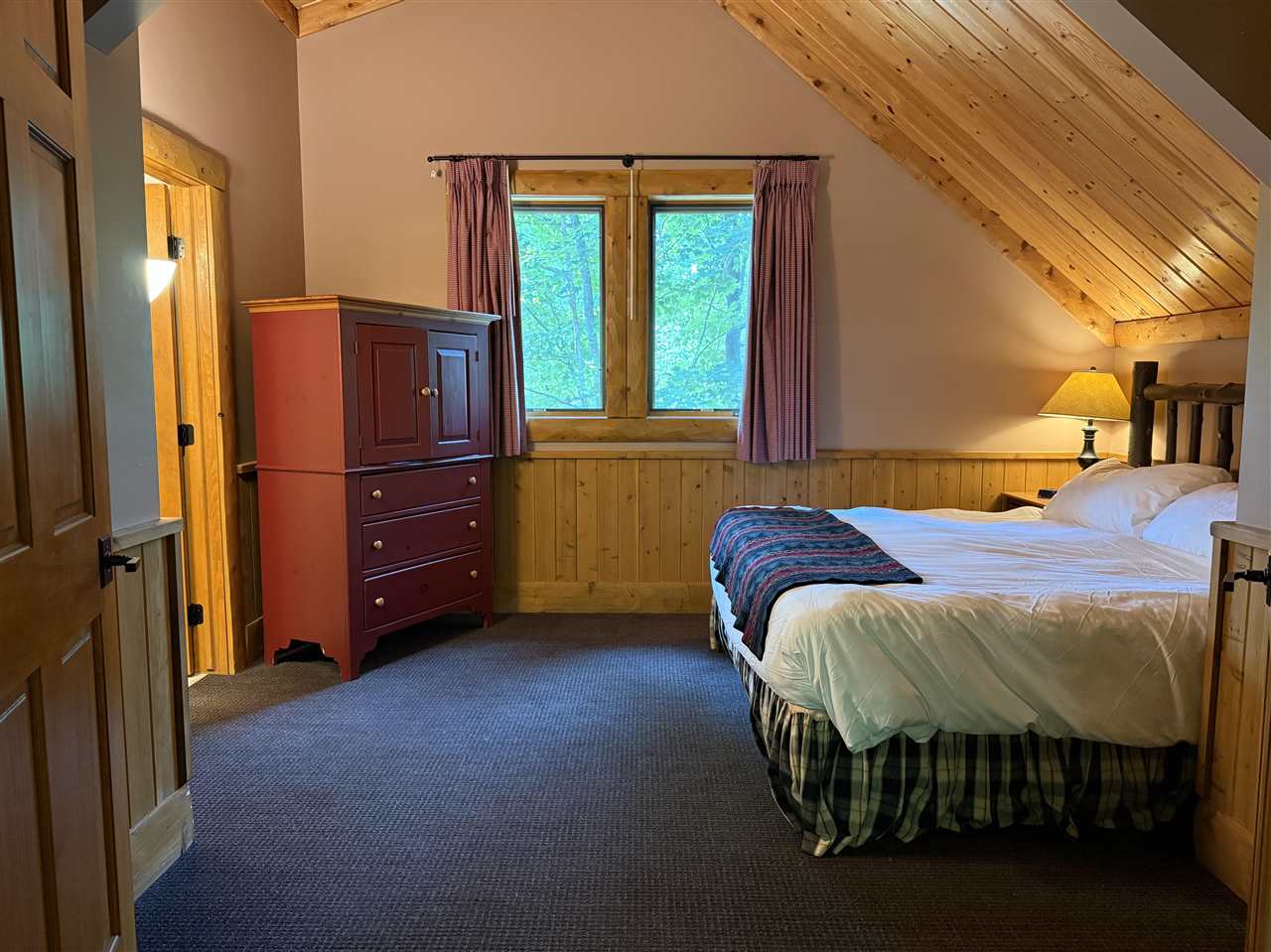 1151 Cabin Drive Unit: Unit #825 "B" / Door #825