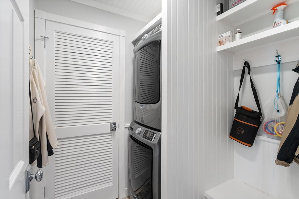 1004 Marina Bluff Drive